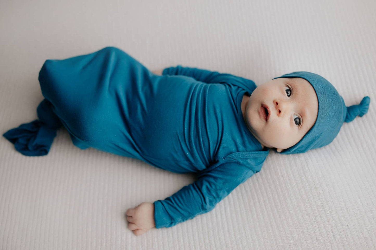 Blue Knotted Gown: Gown & Hat