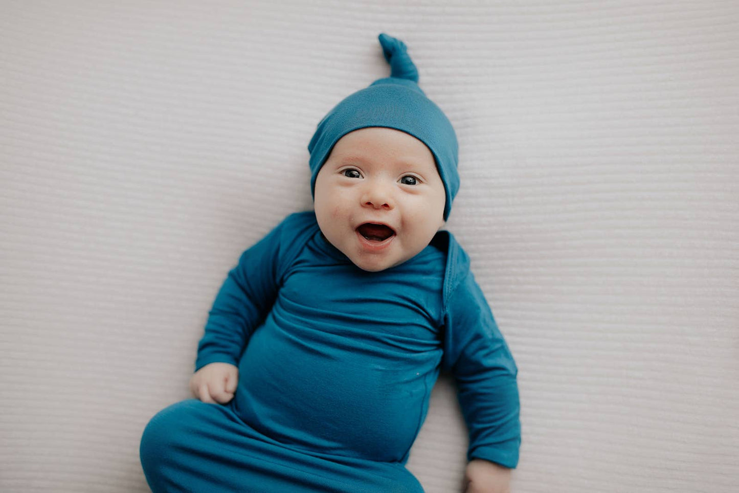 Blue Knotted Gown: Gown & Hat