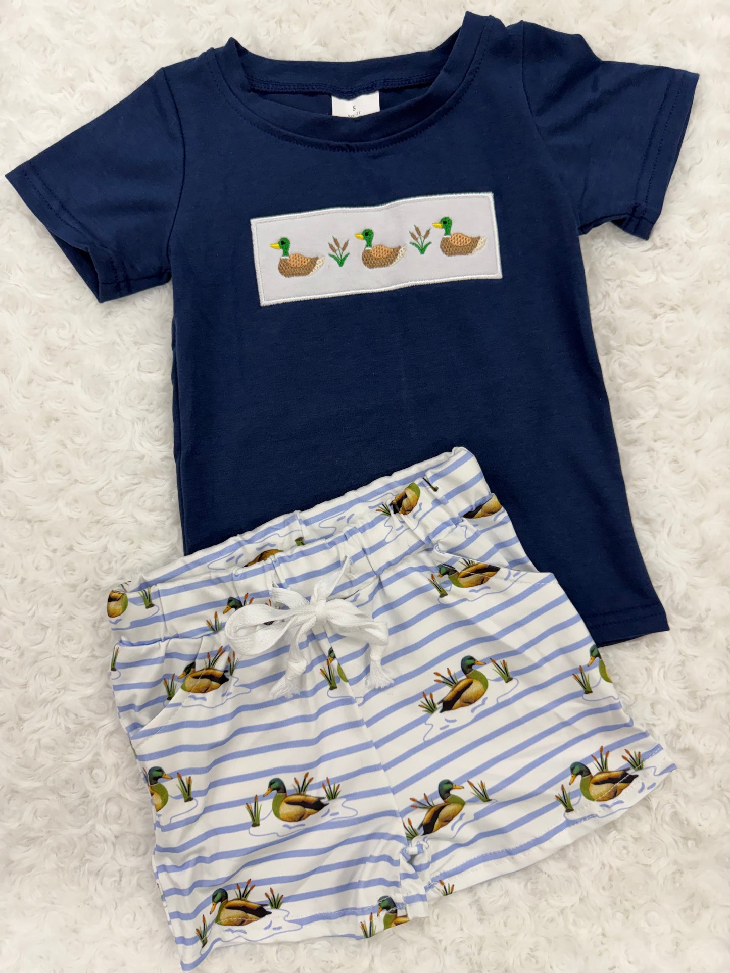 Blue Lagoon Embroidered Duck Set (Sibling Match)