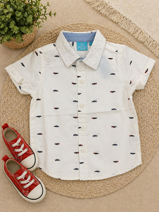 Sneaker Button Down